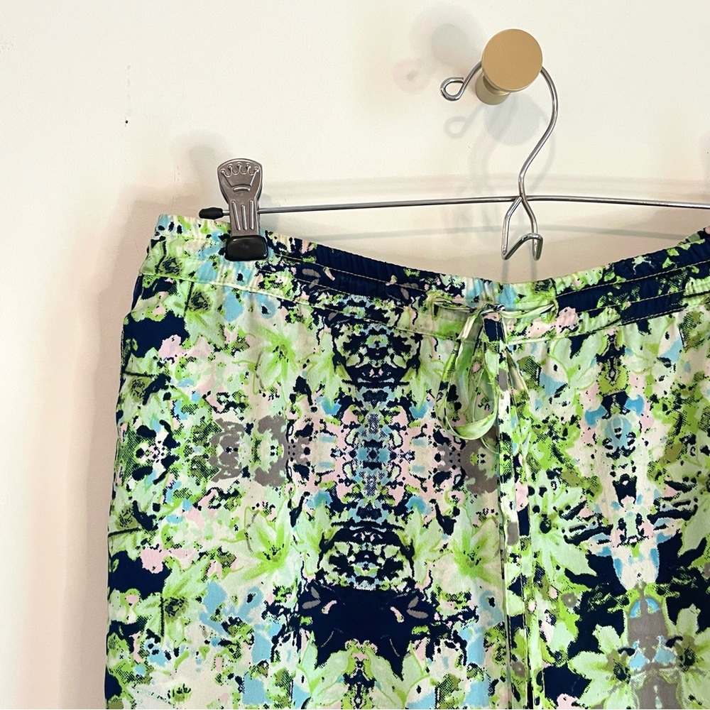 Floral Print Drawstring Pants - Picture 3 of 5